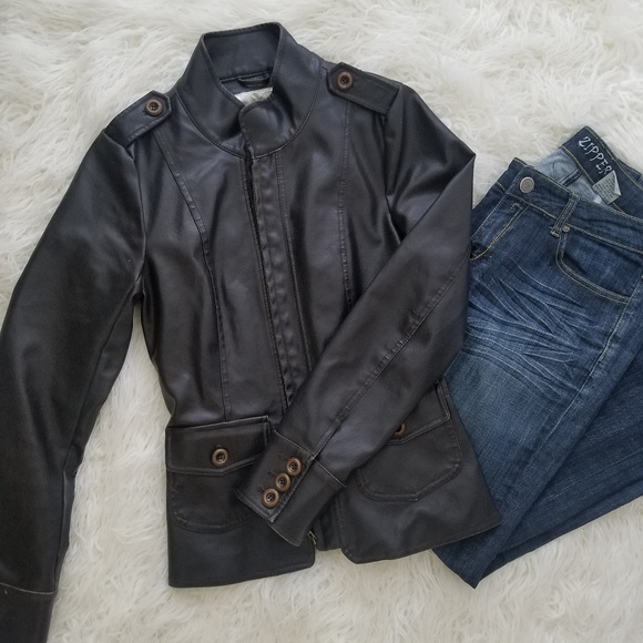 🍍3/$20 Vegan leather jacket - Picture 1 of 3